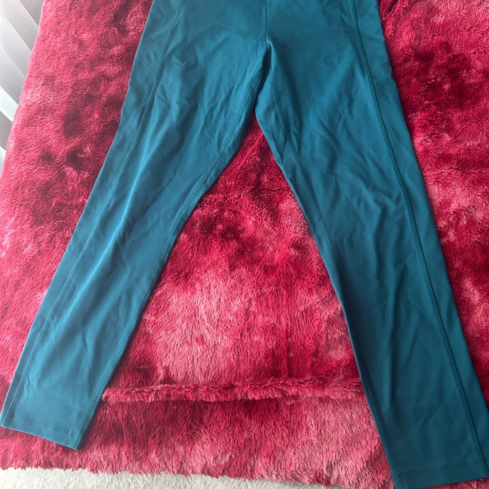 PINK Victoria's Secret teal and light blue Ombré Leggings - Picture 7 of 8